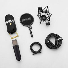 RODE NT1 5th Generation Large-Diaphragm Cardioid Condenser XLR/USB Microphone (Black) - Cinegear Middle-East S.A.L